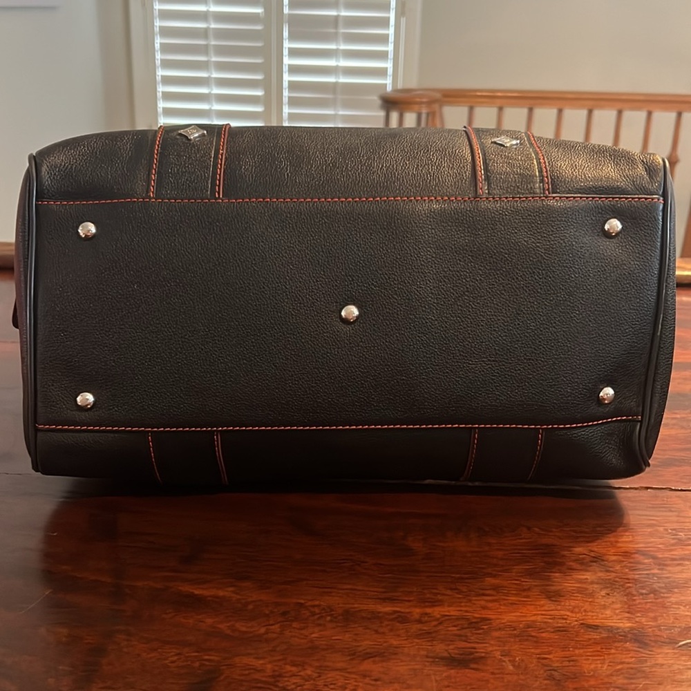 MCM Boston Black Leather Shoulder Bag - Picture 6 of 15